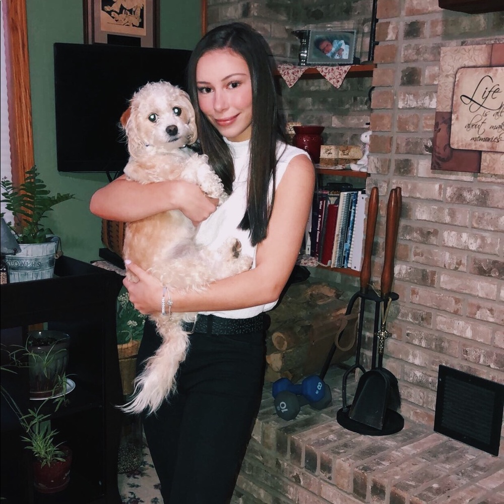 Meet your Posher, Addison